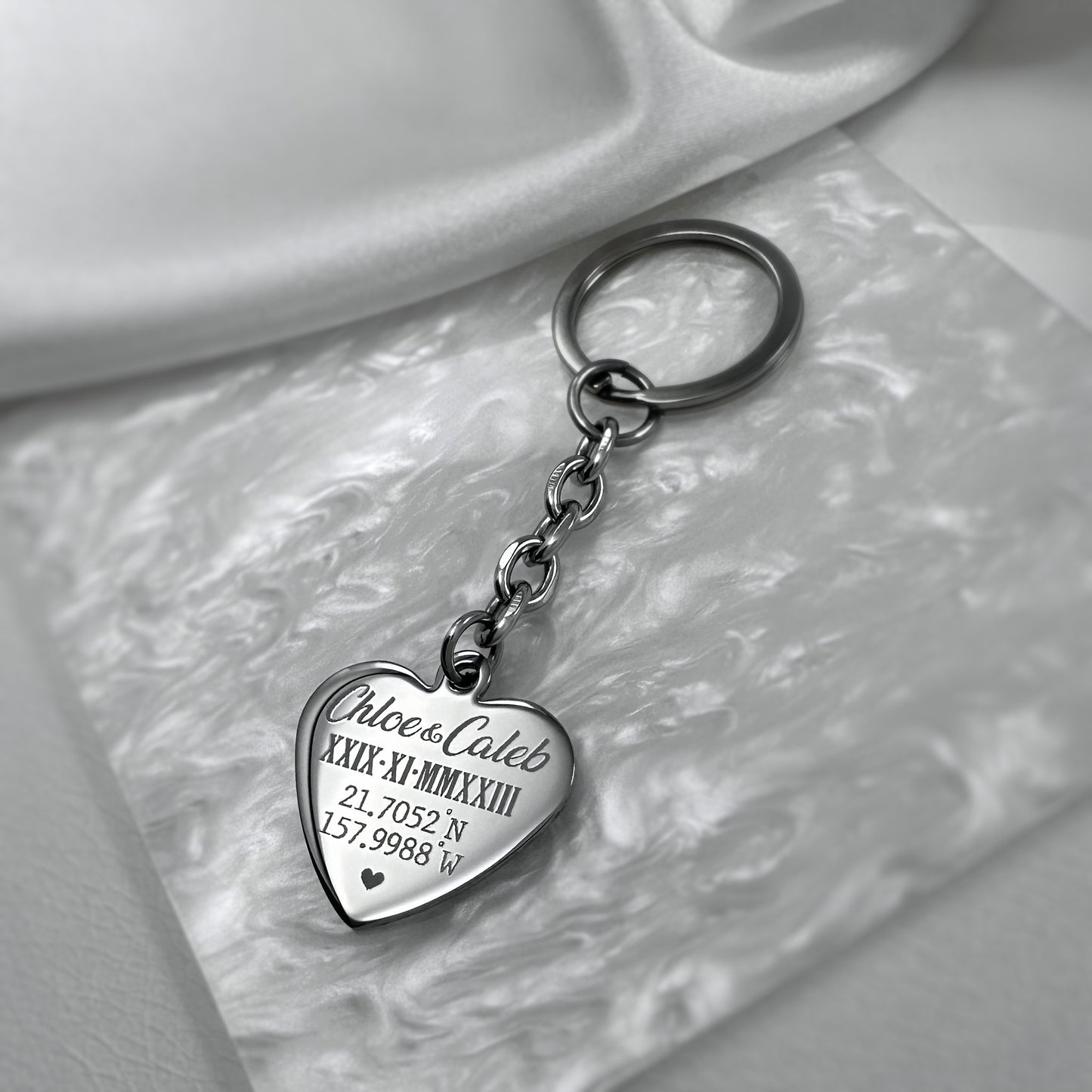 PERSONALIZED PHOTO HEART KEYCHAIN