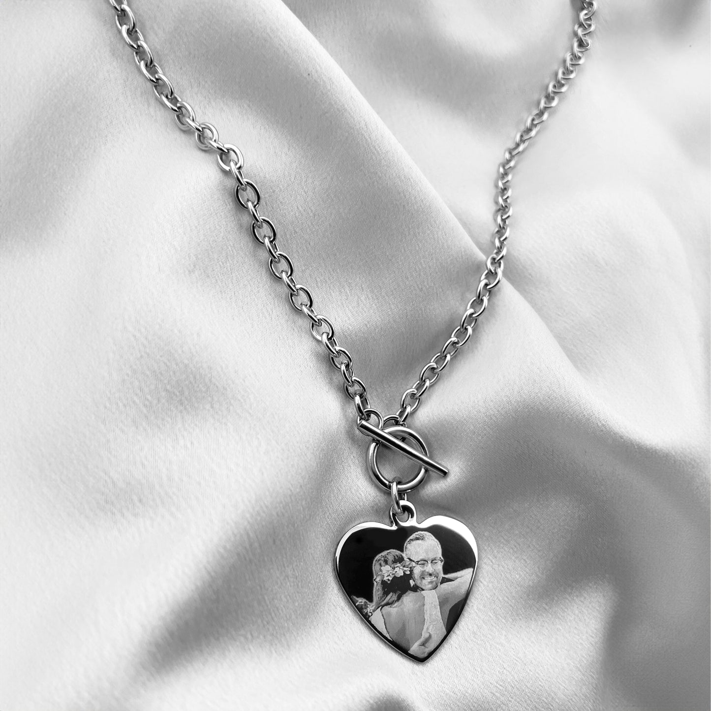 CUSTOM CHOKER T-BAR HEART NECKLACE
