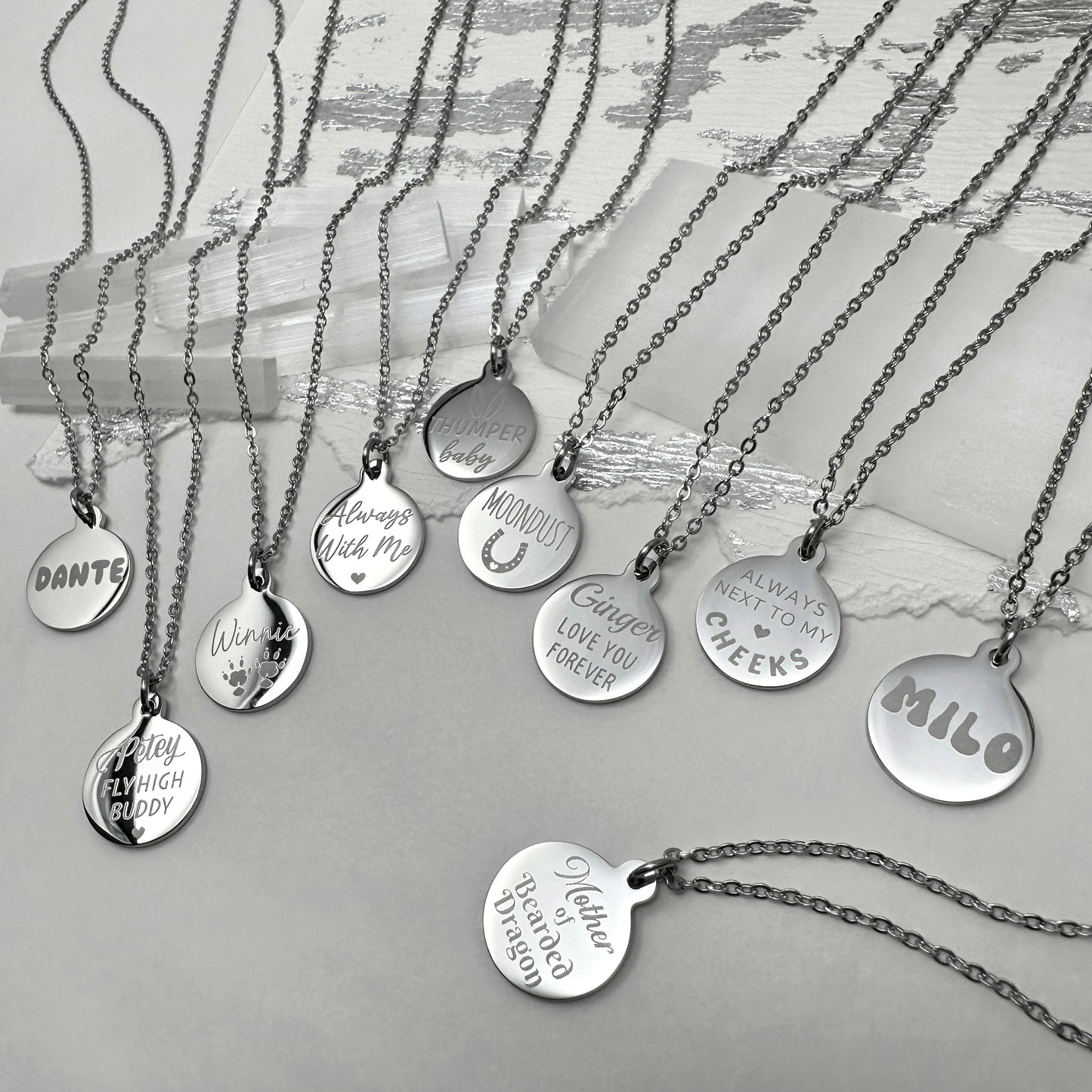 PERSONALIZED ROUND NECKLACE