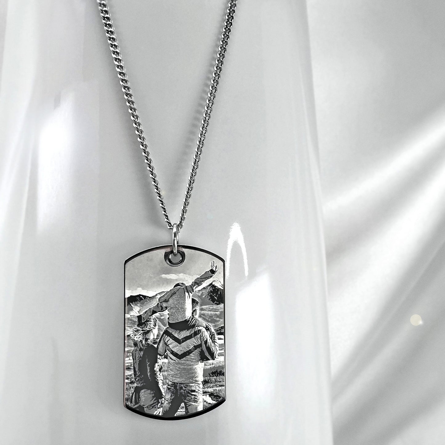 PERSONALIZED DOG TAG CHAIN WITH PICTURE AND FINGERPRINT