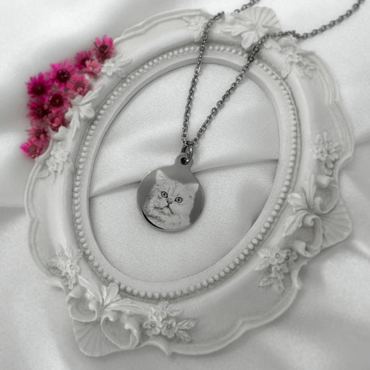 YOUR CAT PHOTO NECKLACE